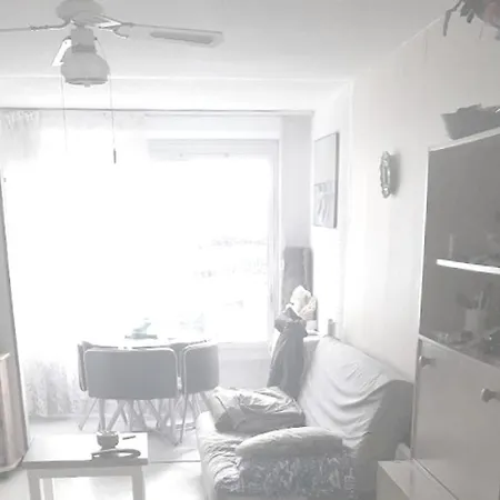 Studio In With Balcony 200 M From The Beach Апартаменты